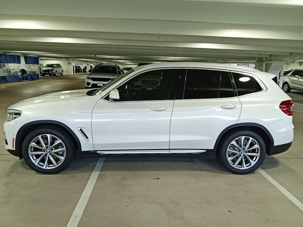 Used 2019 Mineral White Metallic BMW xDrive30i image 8