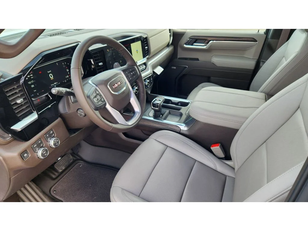 2026 GMC Sierra 1500 SLT - Photo 12