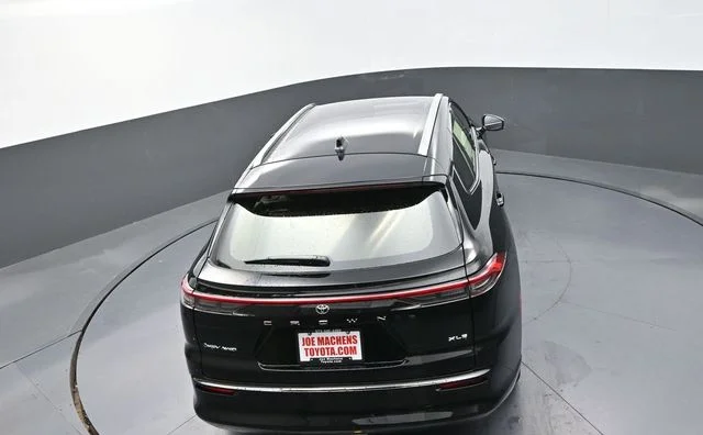 Used 2025 Black Toyota XLE image 27