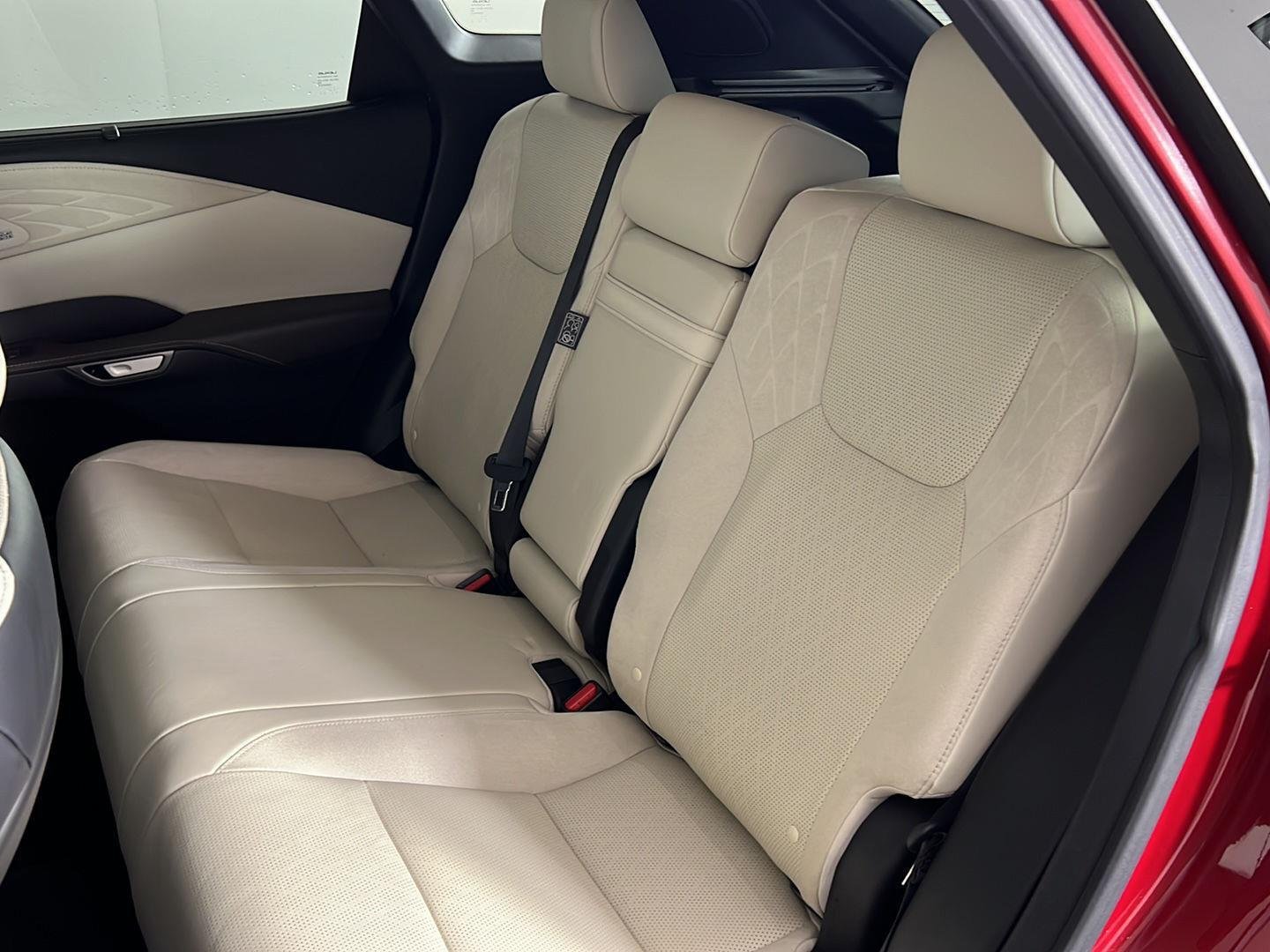 Used 2023 Matador Red Mica Lexus Base image 4