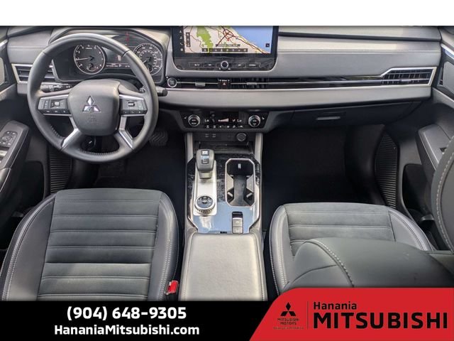 Used 2025 Gray Mitsubishi SE image 16