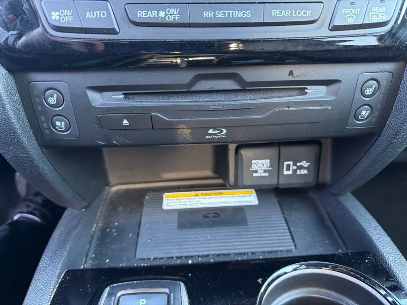 Used 2021  Honda Black Edition image 24