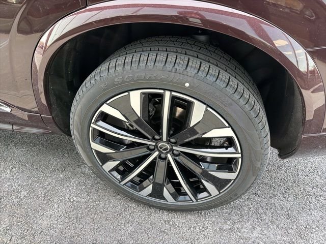 2026 Volvo XC90 Plus - Photo 6