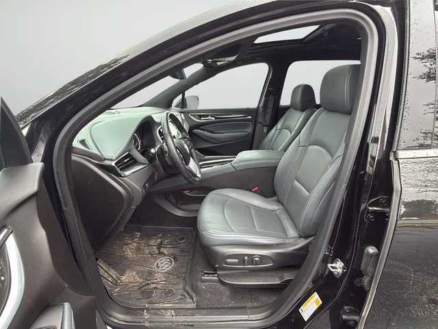 Used 2023 Black Buick Essence image 10