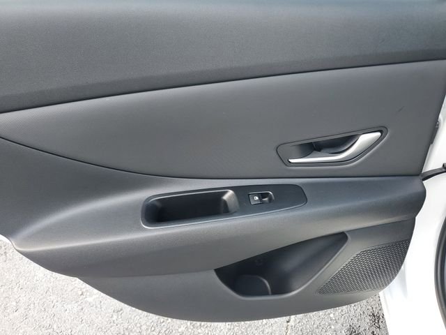 2025 Hyundai Elantra SEL - Photo 27