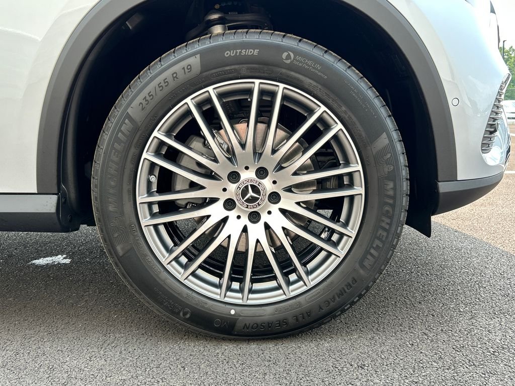 New 2026 Cirrus Silver Metallic Mercedes-Benz GLC 300 image 34