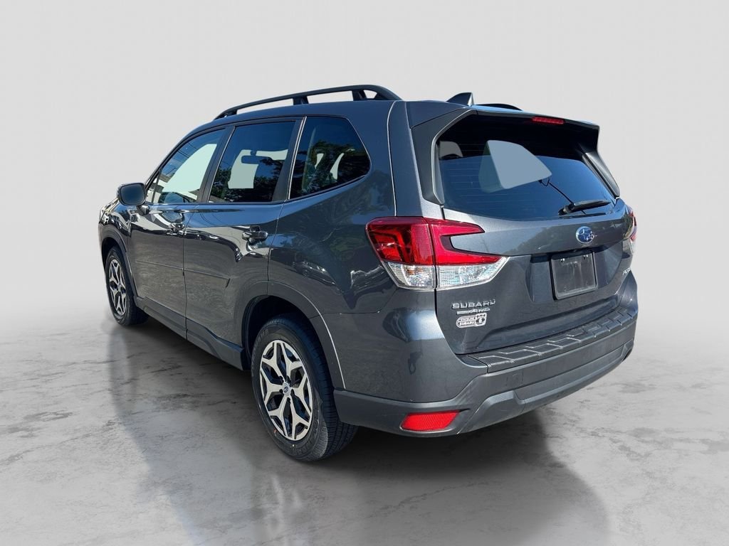 Used 2023 Gray Subaru Premium image 3