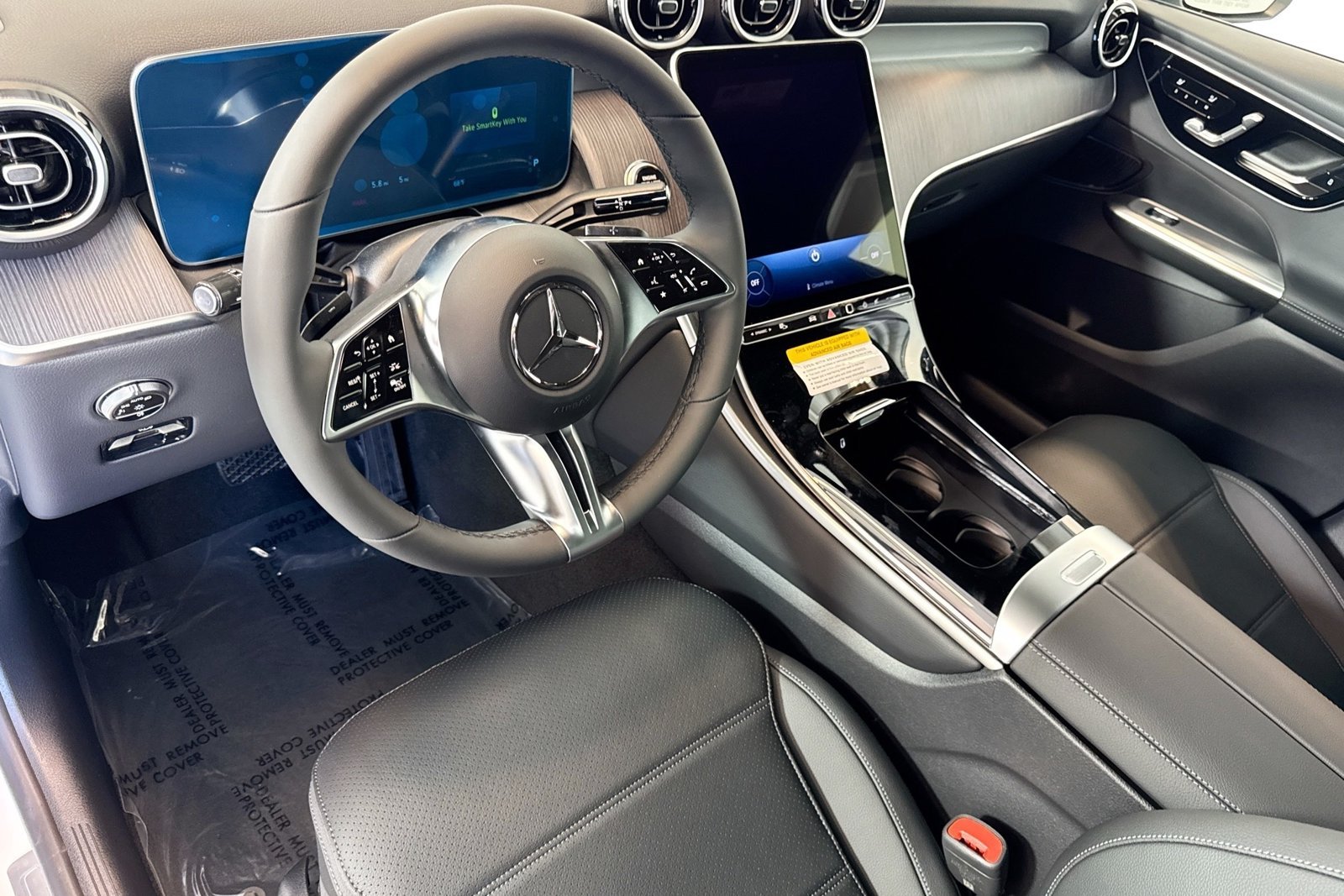 New 2026 Polar White Mercedes-Benz GLC 300 image 9