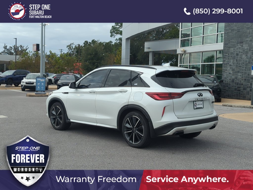 Used 2023 White INFINITI SPORT image 5