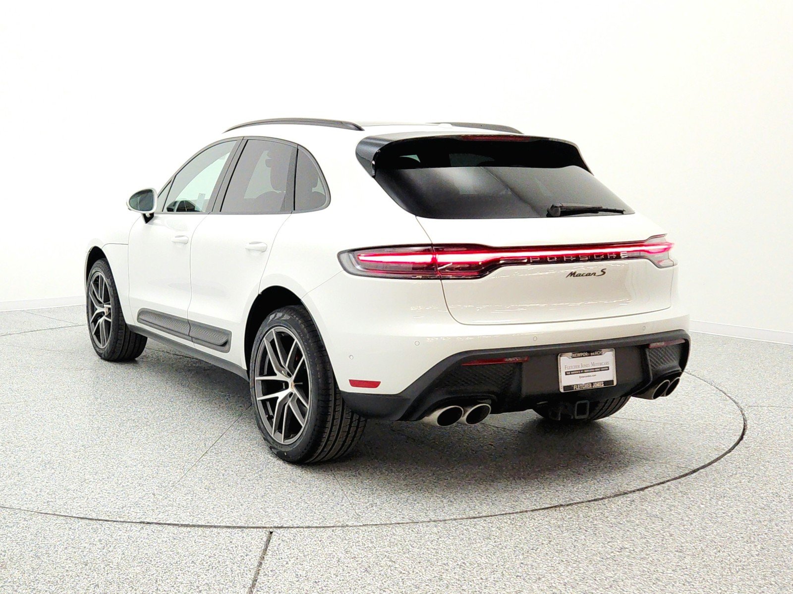 Used 2023 White Porsche S AWD image 7