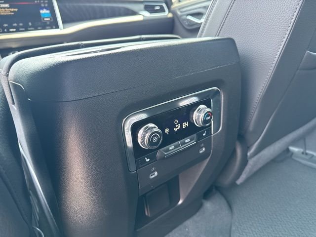 2024 GMC Yukon XL Denali - Photo 24