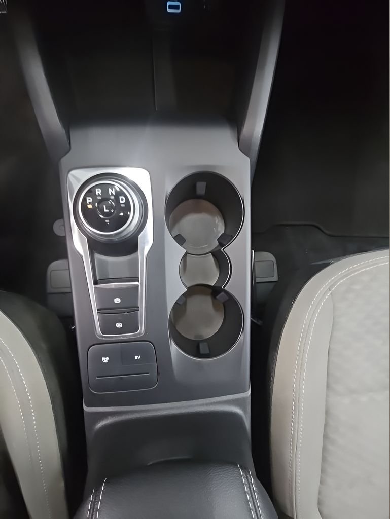 Used 2022 Blue Ford SE image 36
