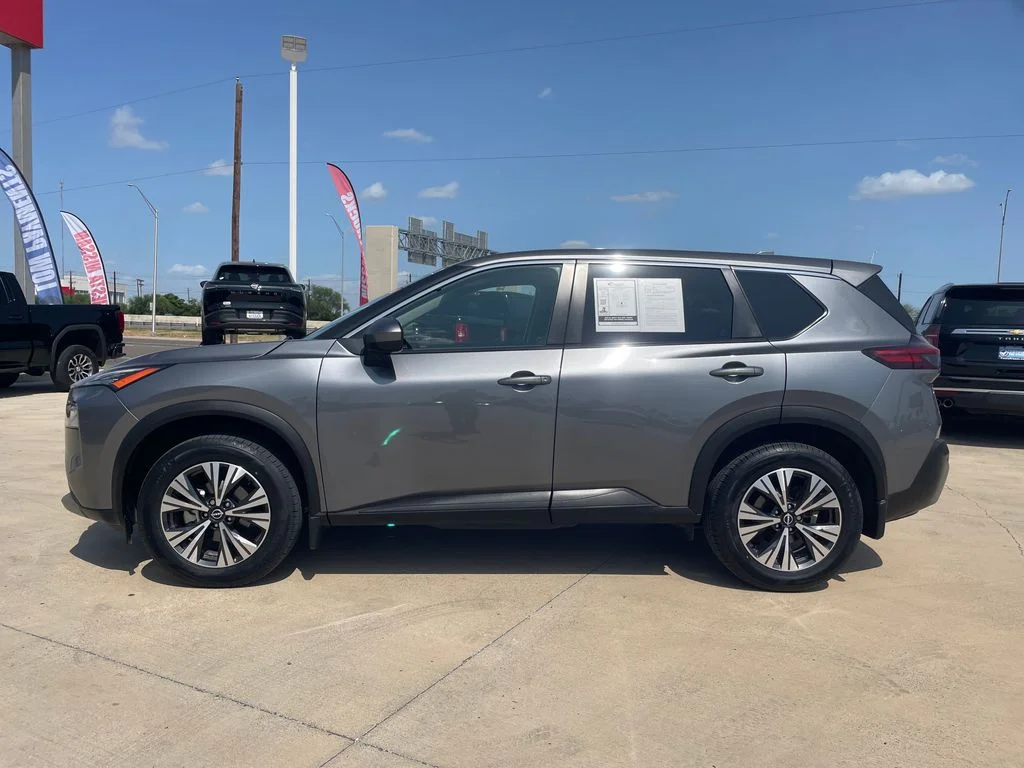 Used 2023 Gray Nissan SV image 2