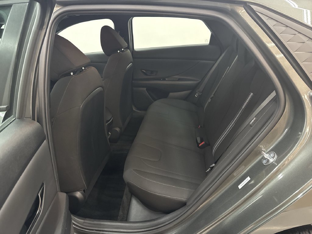 Used 2026 Gray Hyundai SEL Sport image 15