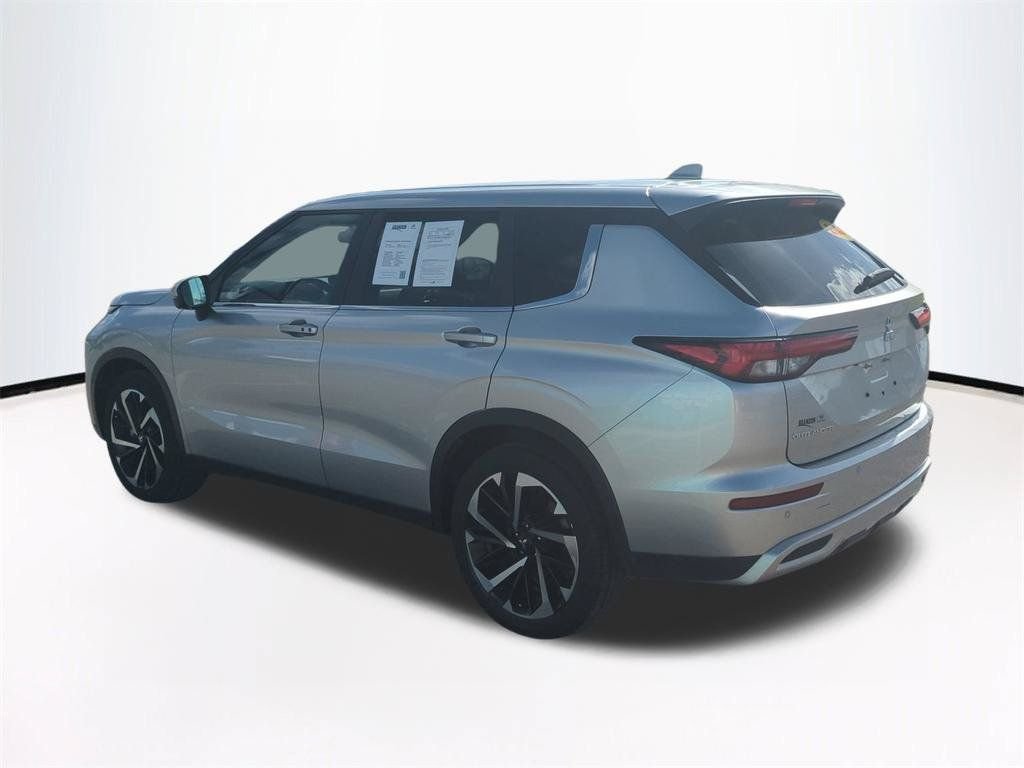 2024 Mitsubishi Outlander SE Black Edition - Photo 7