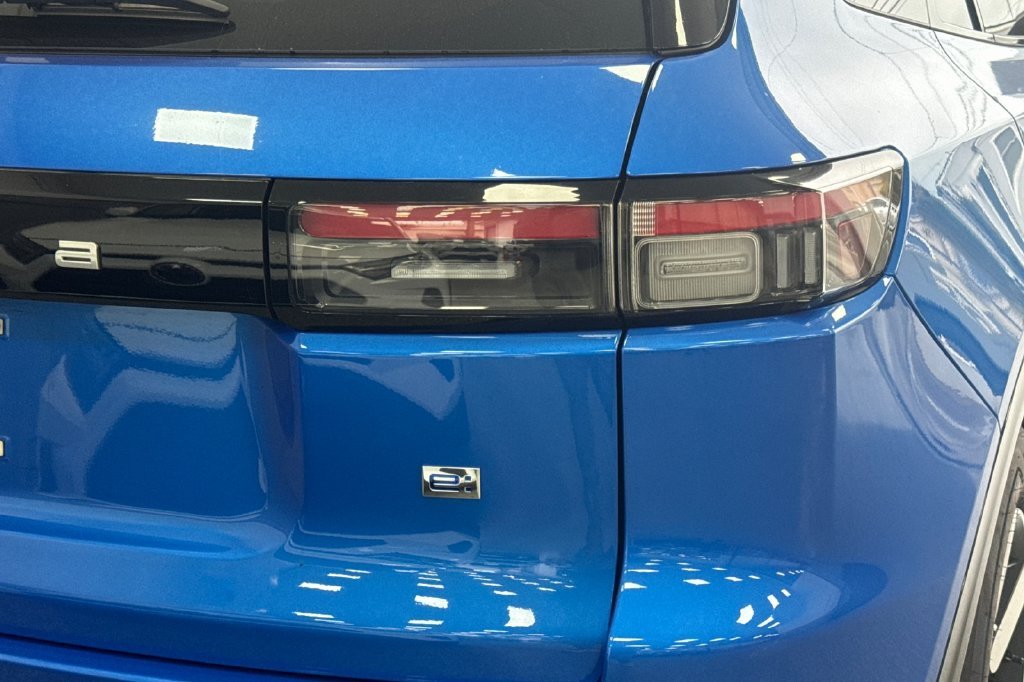 Used 2026 Blue Honda Touring image 7