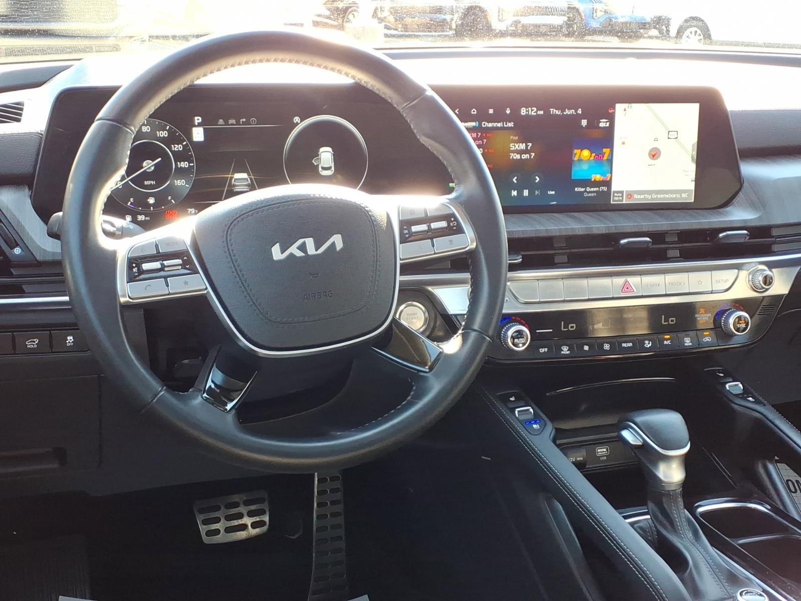 Certified Used 2024 Gravity Gray Kia SX image 3