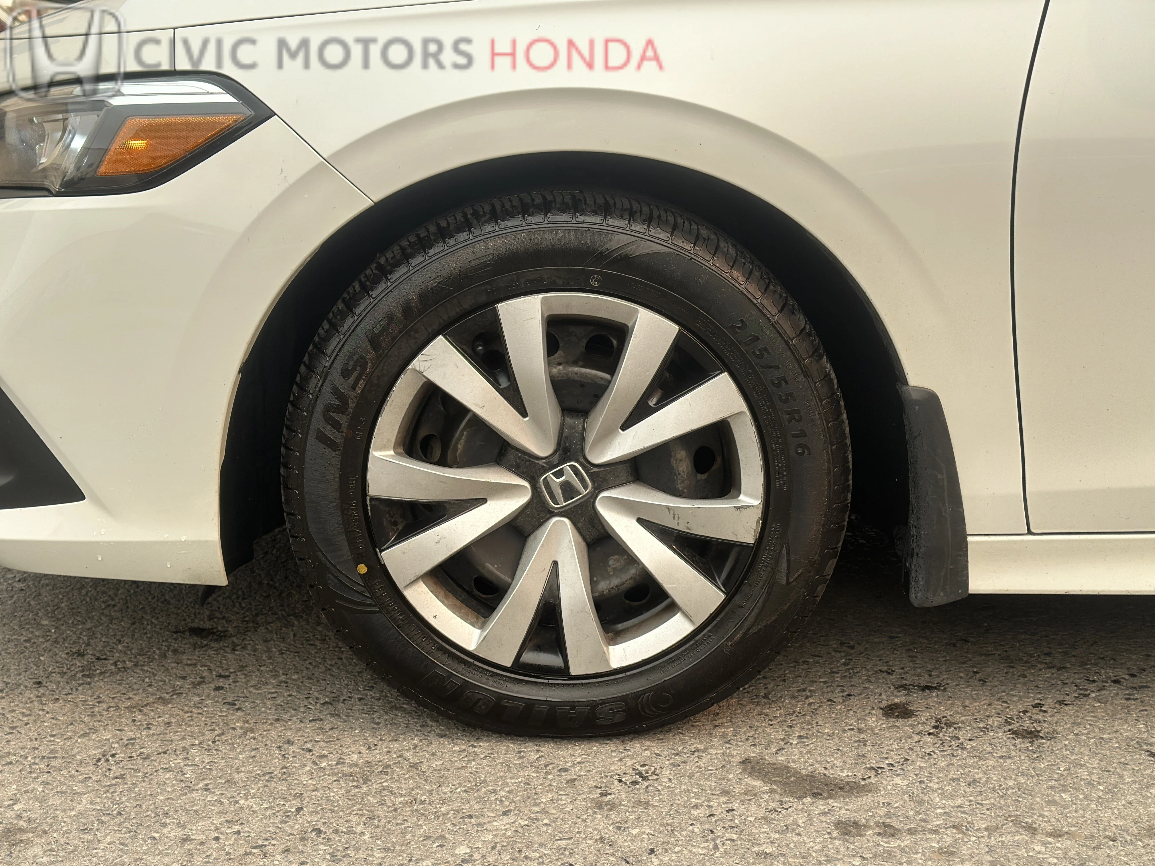 Used 2022 PLATINUM WHITE PEARL Honda LX image 10