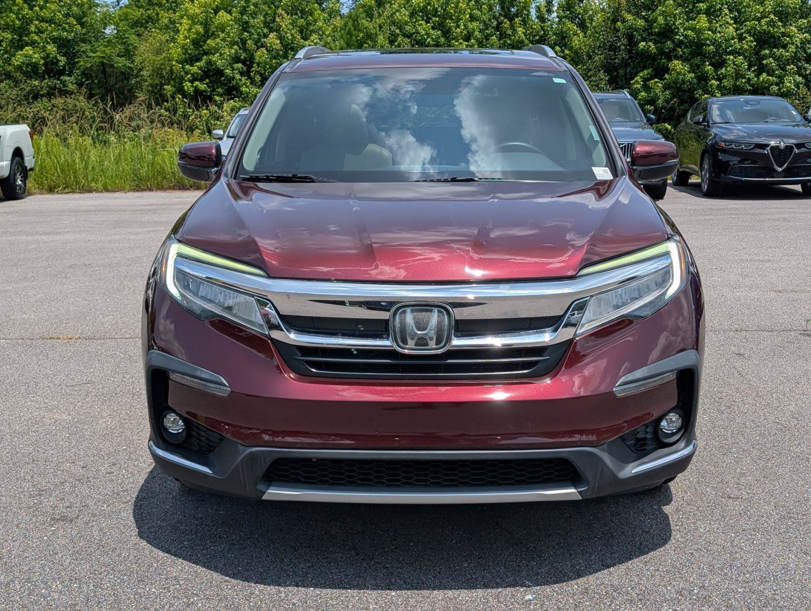 Used 2020 Burgundy Honda Touring 7-Passenger image 2