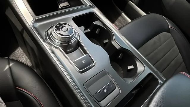 Used 2023 Silver Ford ST-Line image 30