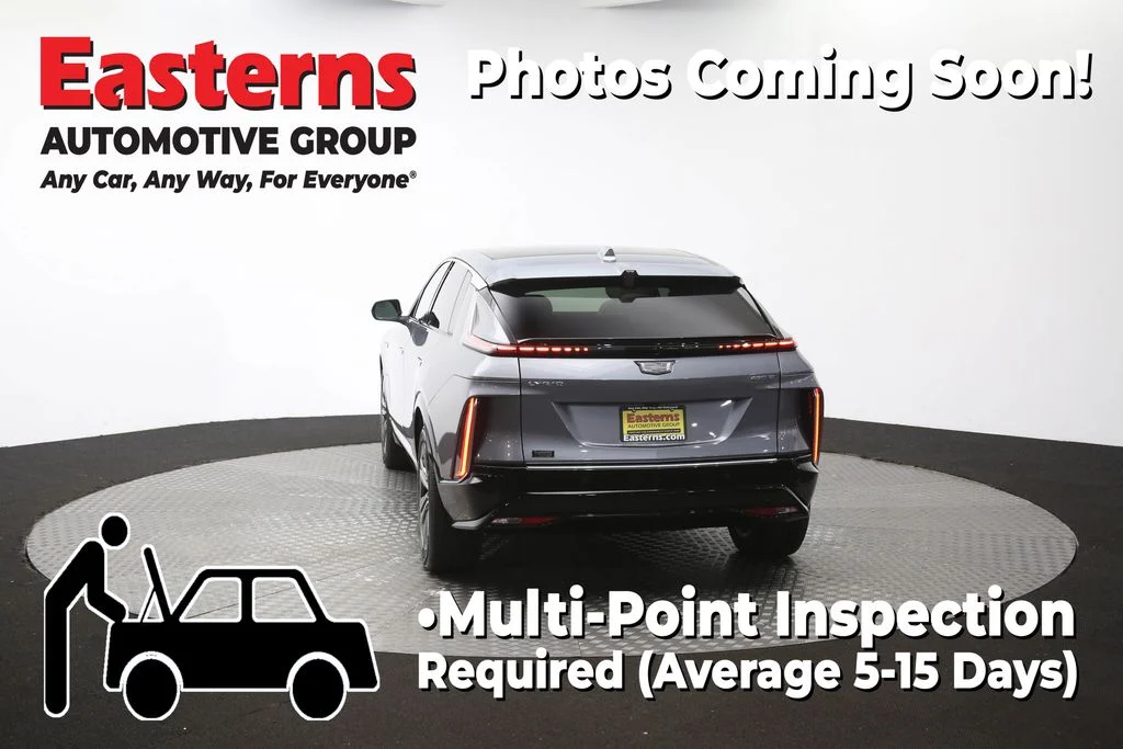 Used 2023 Gray Cadillac Luxury image 40
