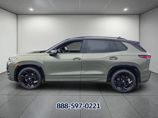 New 2026 Avocado Green w/Deep Black Roo Volkswagen 2.0T SE R-Line Black image 2