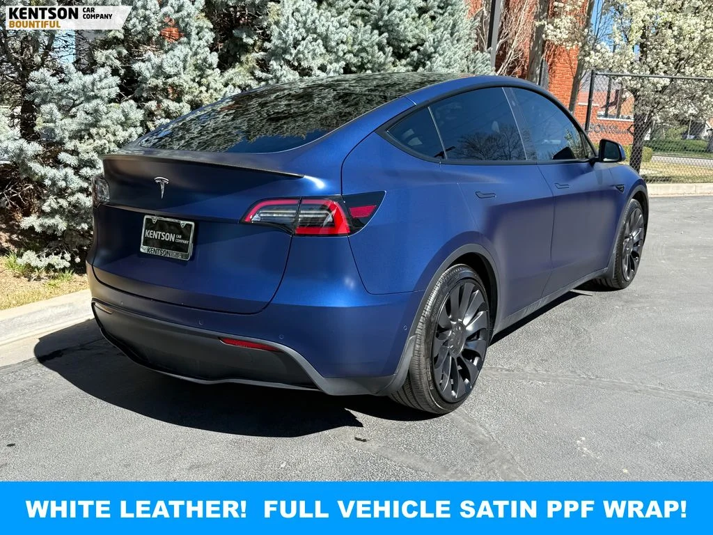 Used 2022 Blue Tesla Performance image 7
