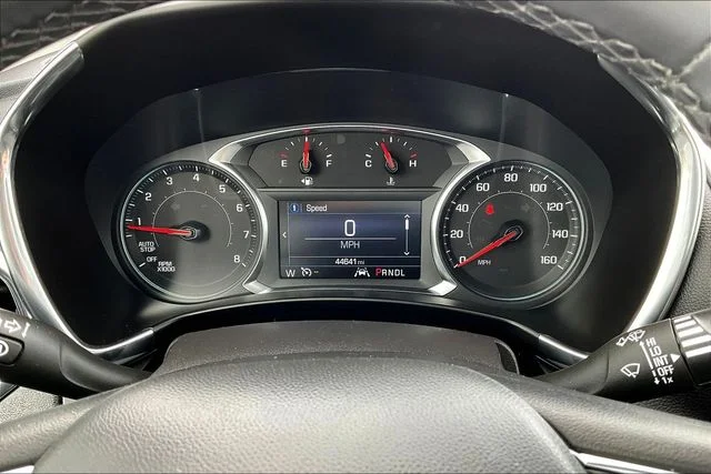 Used 2024 Gray Chevrolet LT image 13