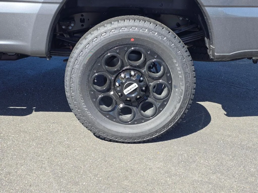 New 2026 Carbonized Gray Metallic Ford F-350® XLT image 11