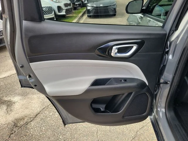 Used 2024 Gray Jeep Limited image 30