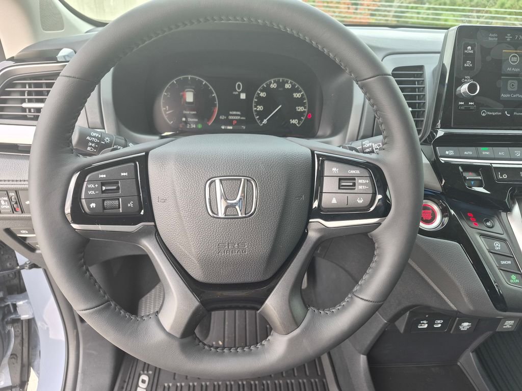 New 2027 Sonic Gray Pearl Honda Touring image 11