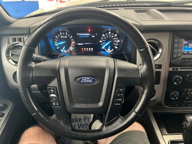 Used 2017 Gold Ford XLT image 22