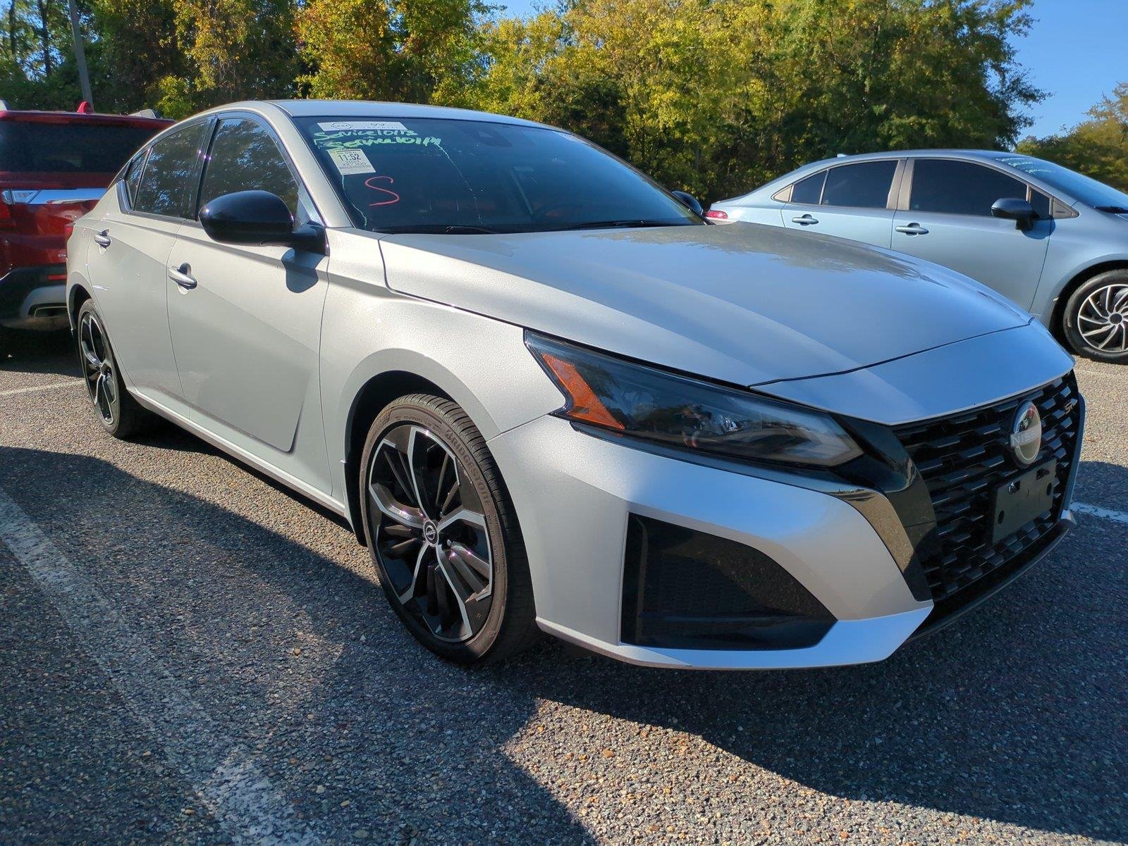 Used 2024 Brilliant Silver Metallic Nissan 2.5 SR image 1