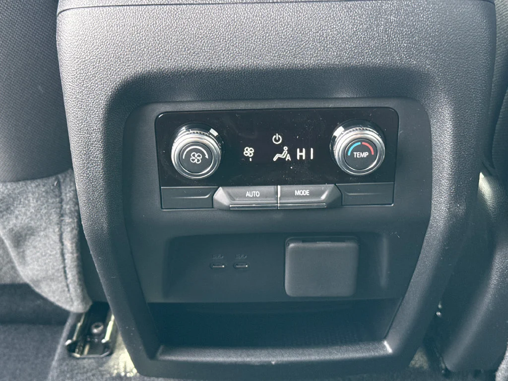 2026 GMC Acadia Elevation - Photo 32