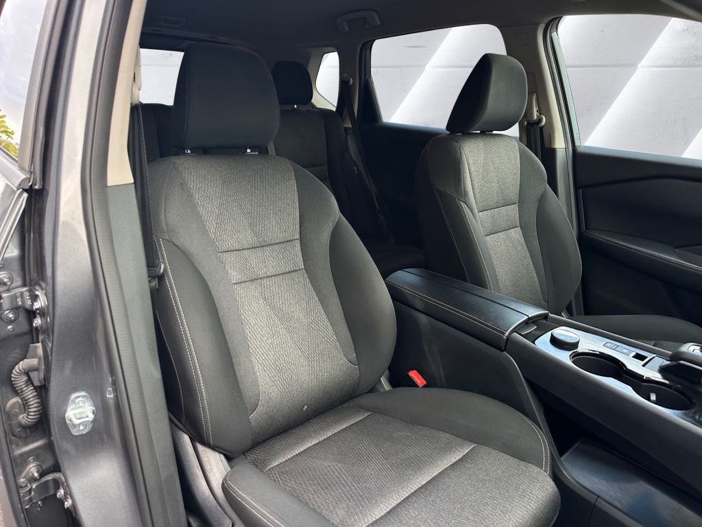 Used 2024 Gray Nissan SV image 14