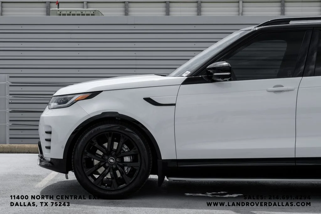 New 2026 Fuji White Land Rover Dynamic SE image 14