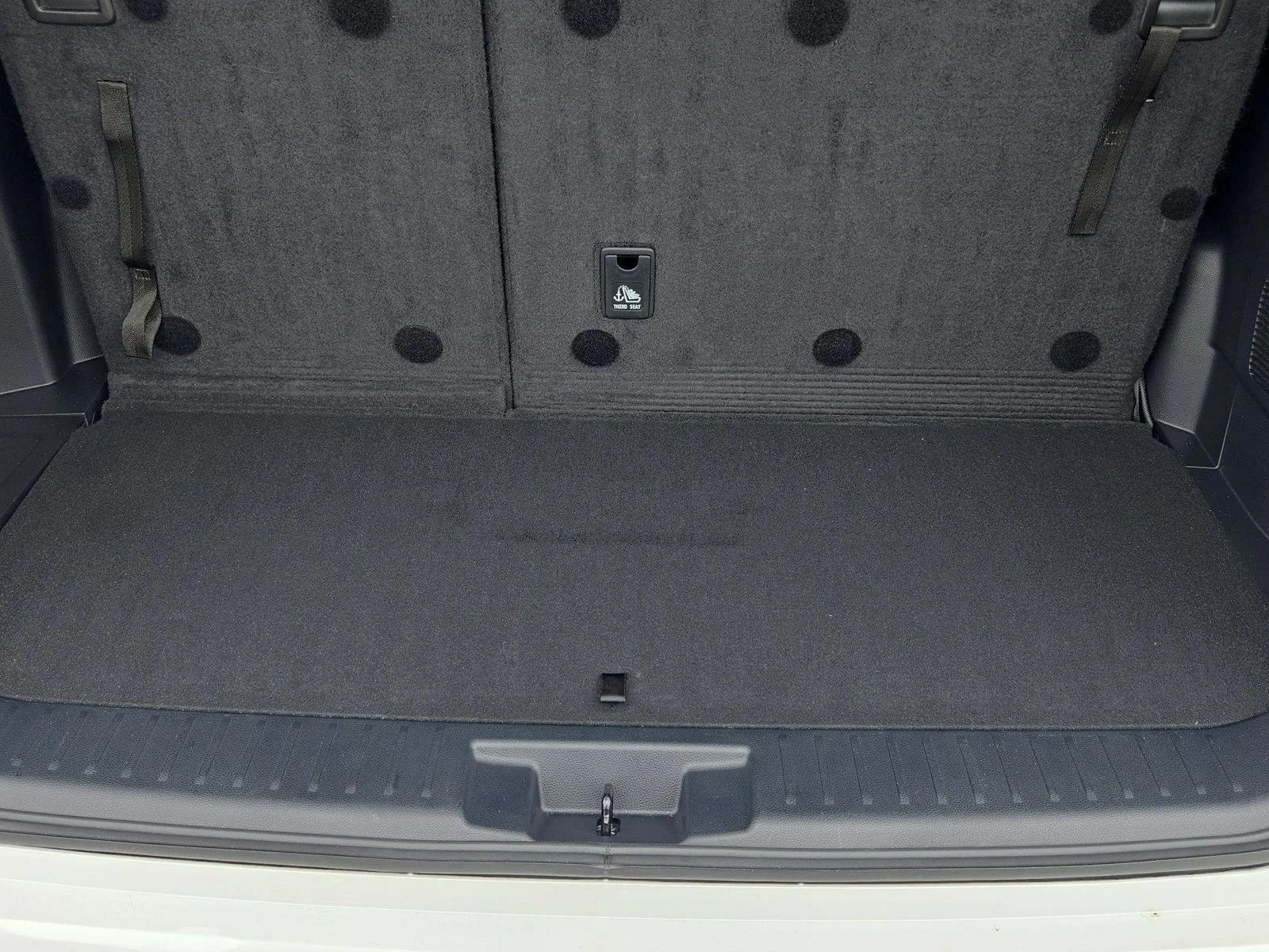 Used 2023 Wind Chill Pearl Toyota XSE image 6