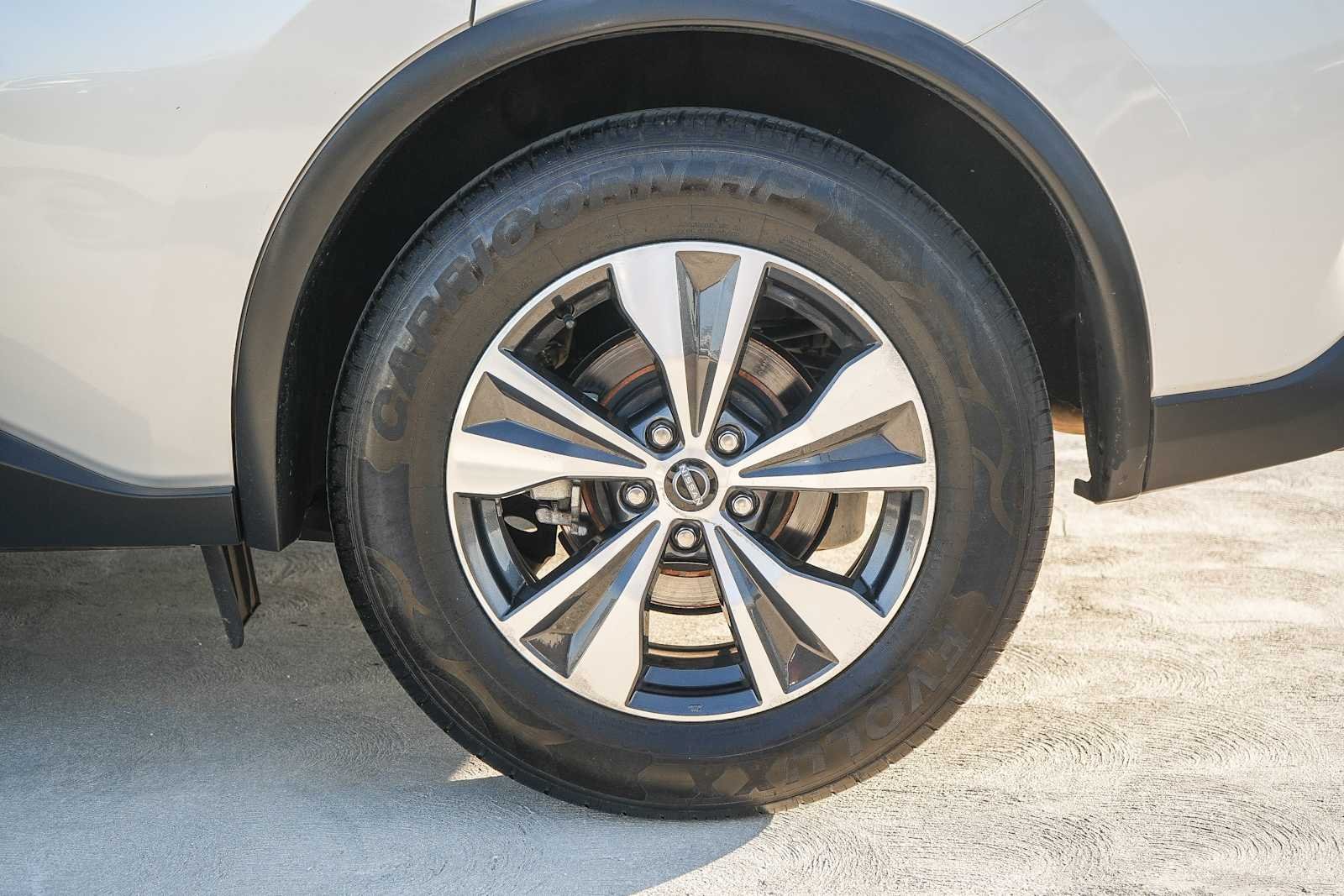 Used 2023 Brilliant Silver Metallic Nissan SV image 10
