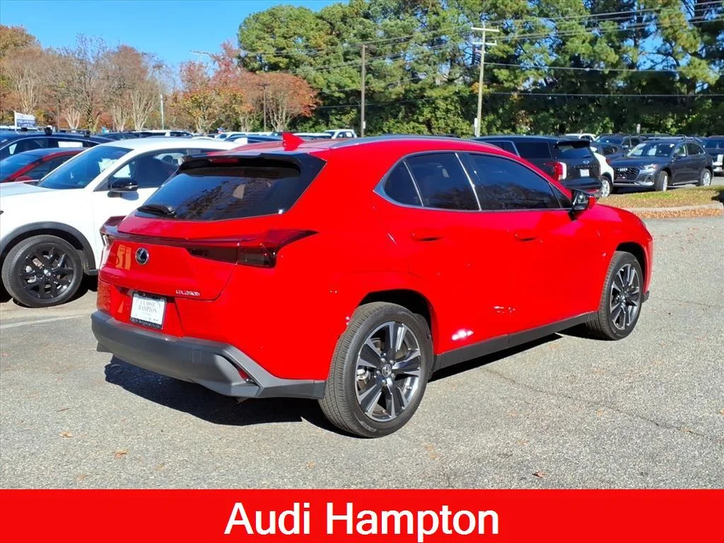 Used 2022 Redline Lexus UX 250h image 6
