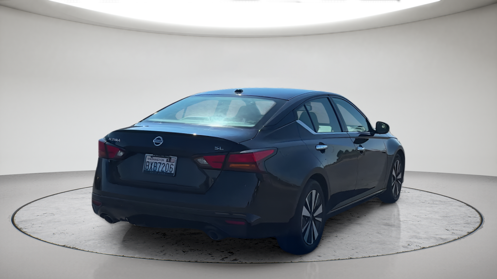 Used 2019 Black Nissan 2.5 SL image 8