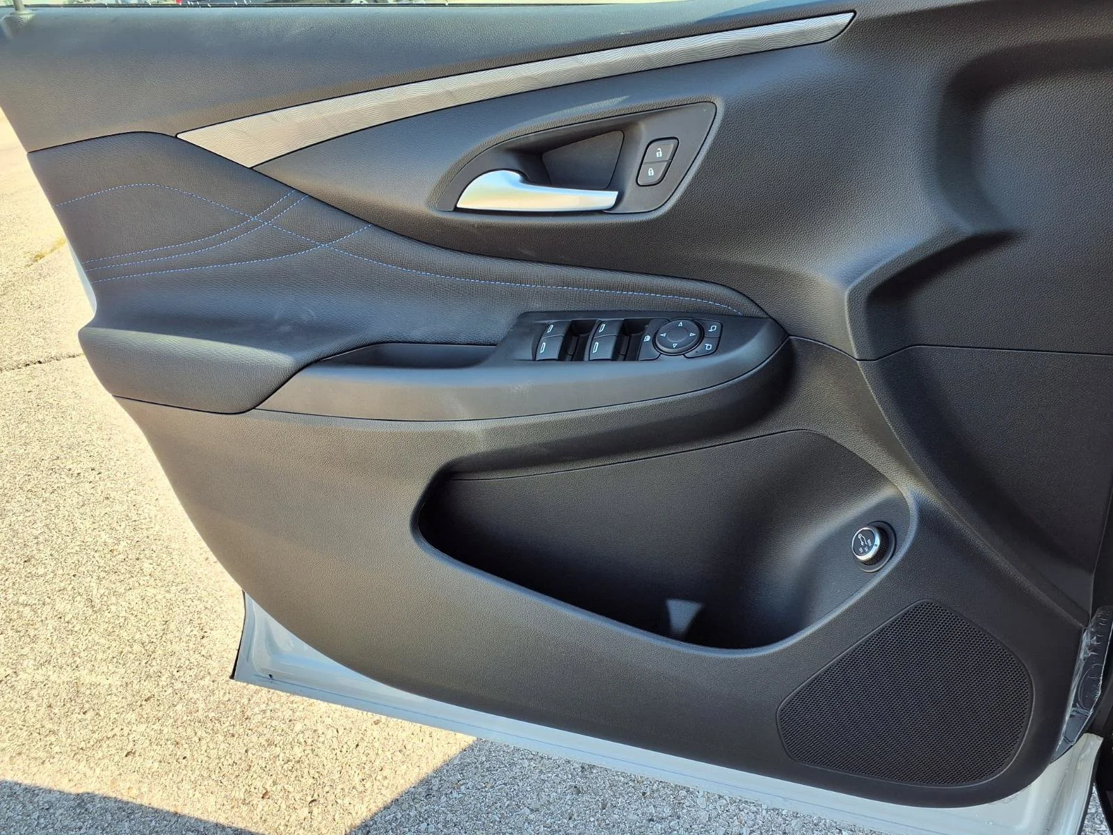 2026 Buick Envista Sport Touring - Photo 14