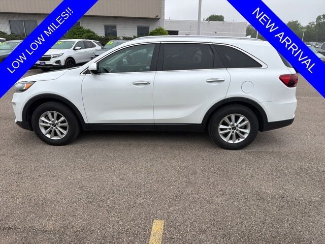2019 Kia Sorento LX AT's photo