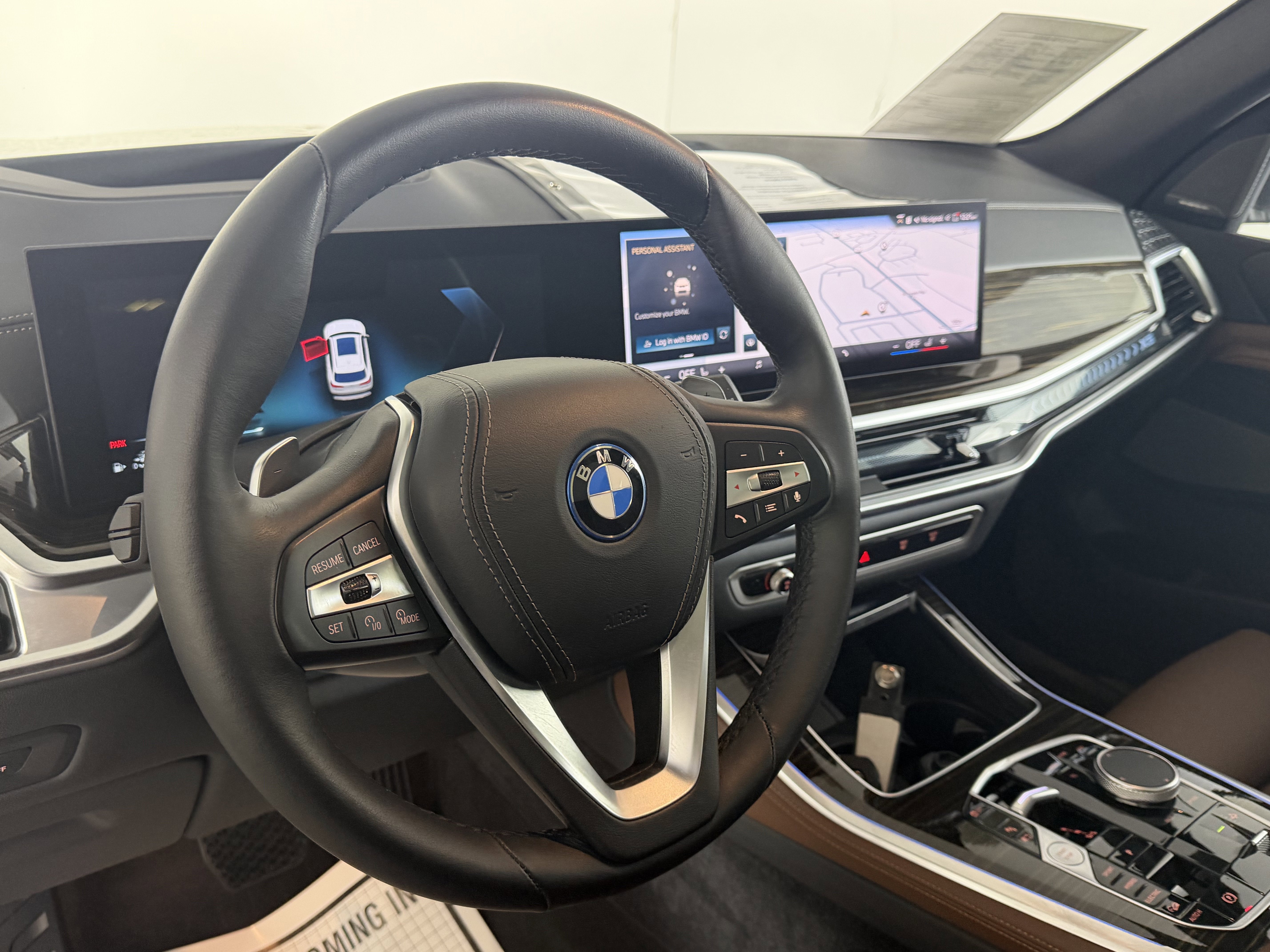 Used 2025 MINERAL WHITE MET BMW xDrive50e image 14