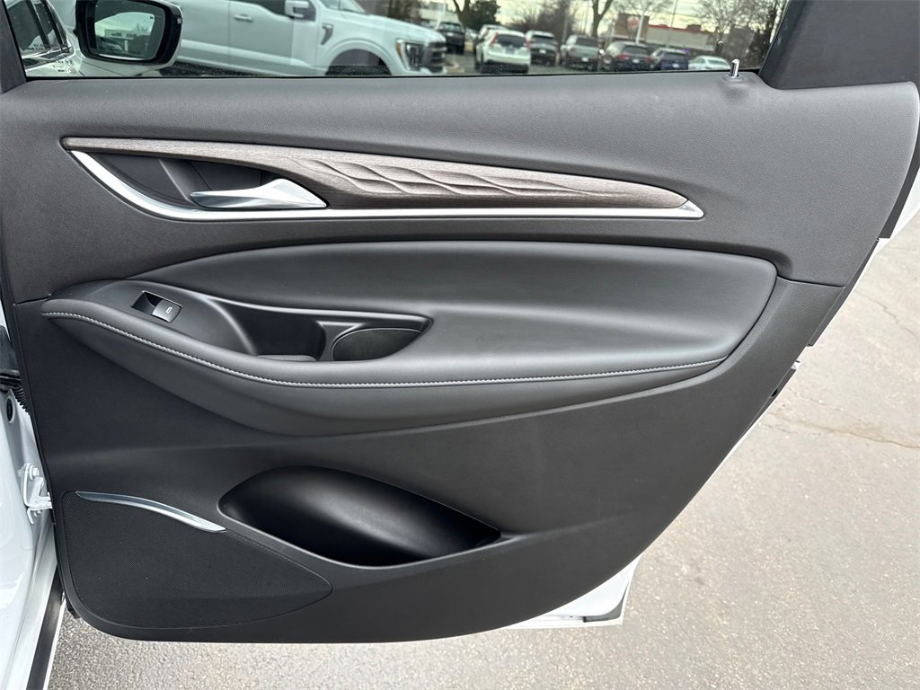 2022 BUICK ENCLAVE - Image 36