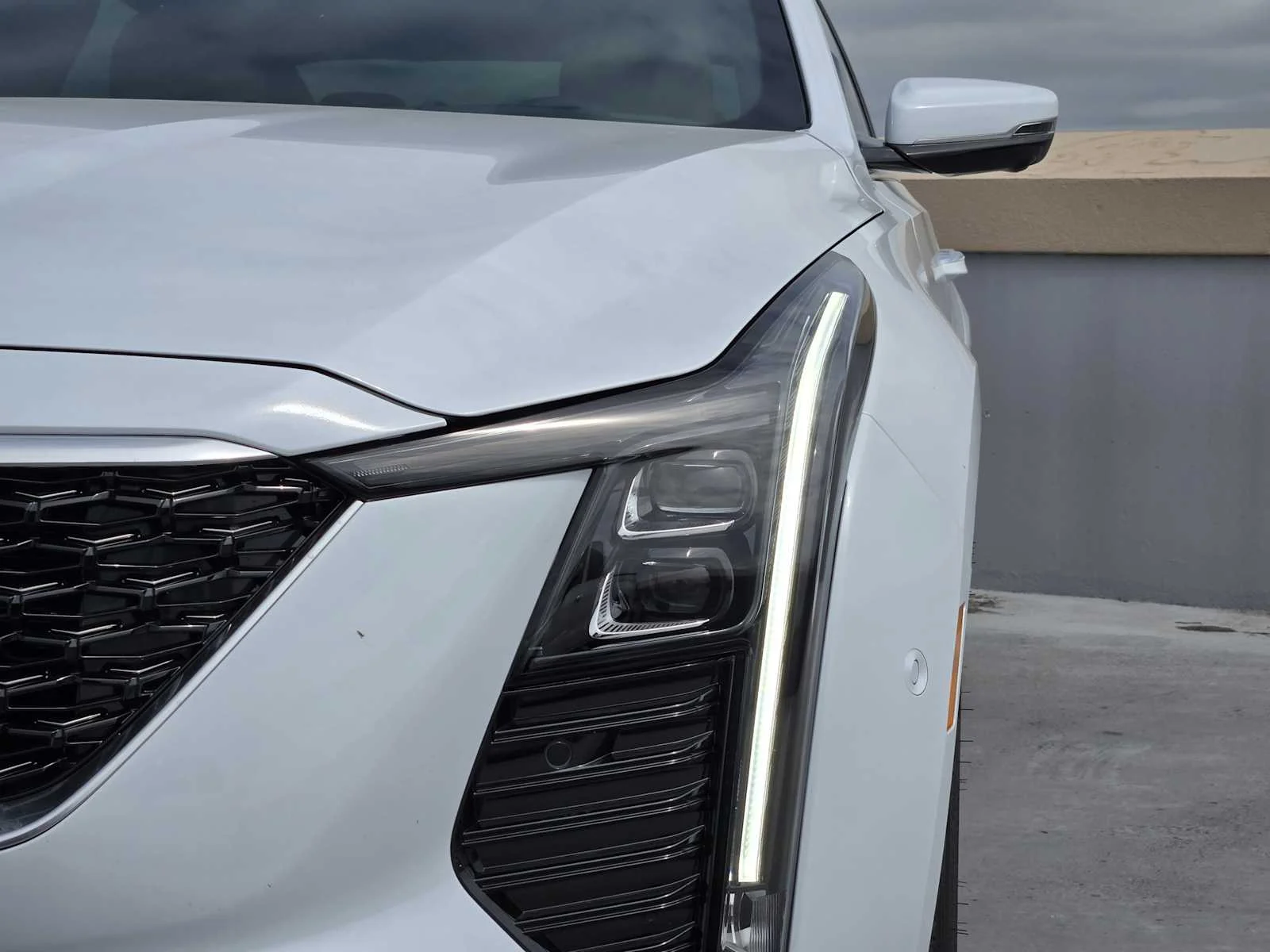 New 2026 Vibrant White Tricoat Cadillac Premium Luxury image 5