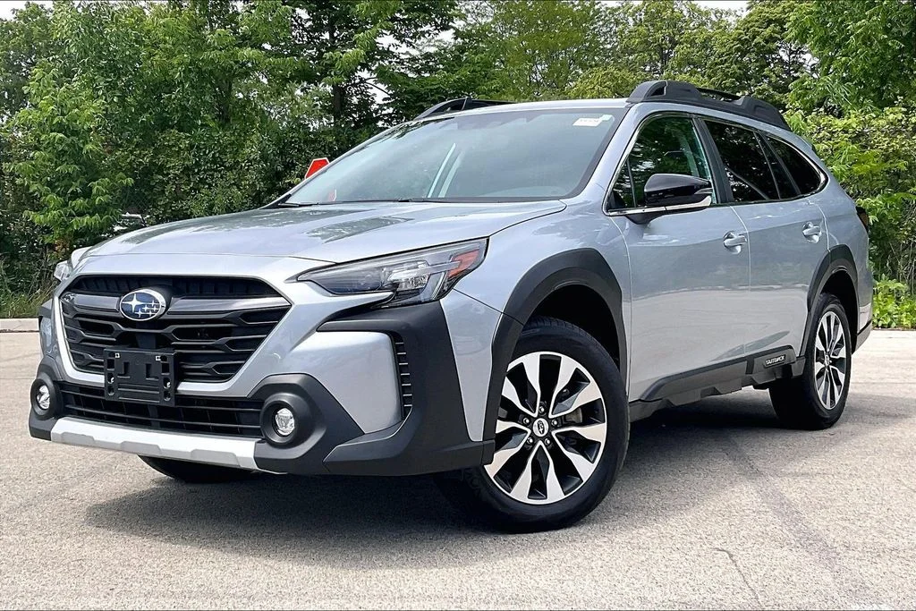 Used 2023 Silver Subaru Limited image 12
