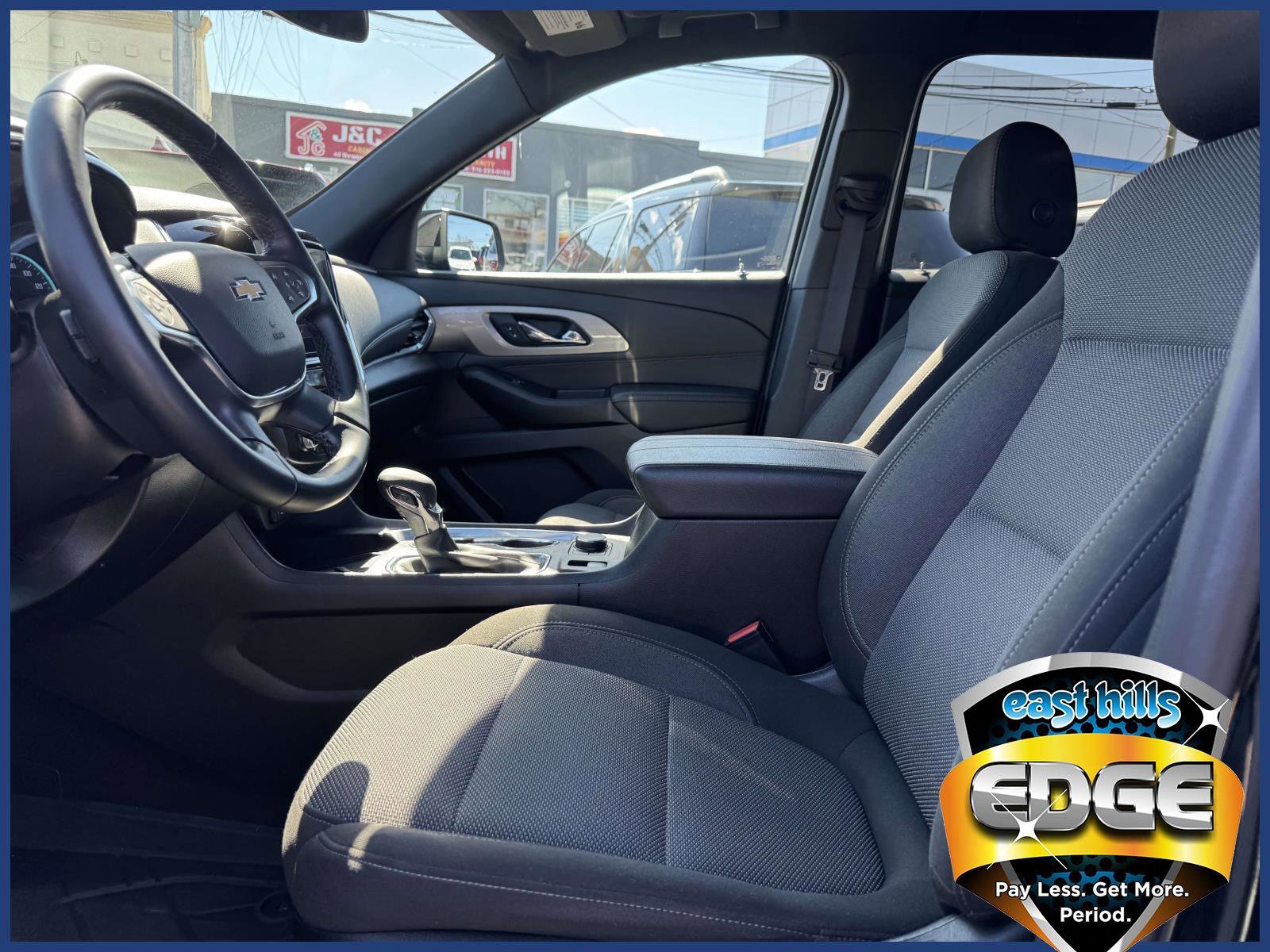 2023 Chevrolet Traverse 1LT - Photo 11