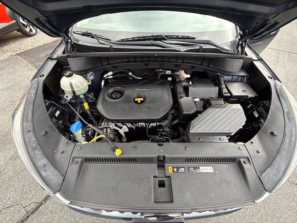 Used 2020 Blue Hyundai SE image 14