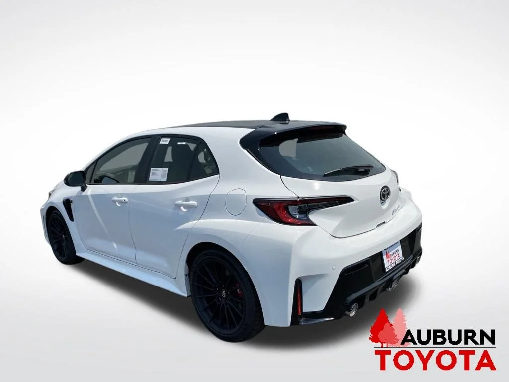 New 2026 Ice Cap Toyota  Premium Plus DAT image 5