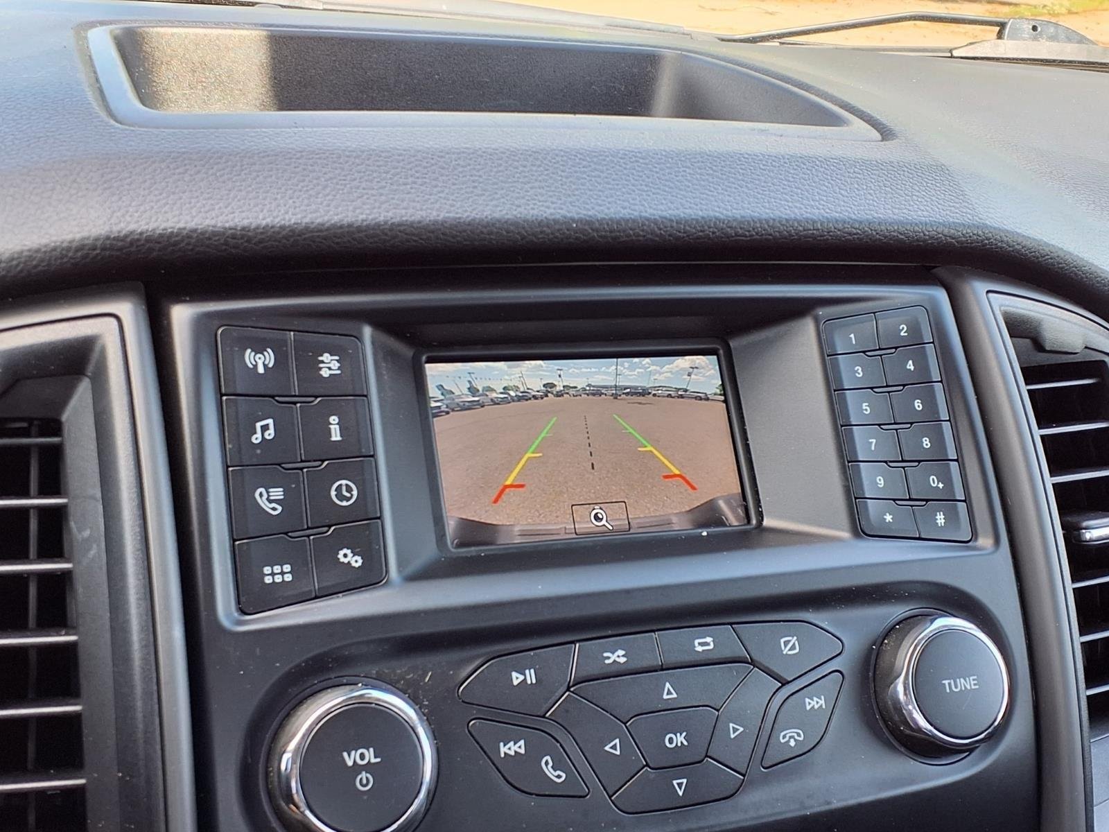 Used 2019 Magnetic Metallic Ford XL image 4
